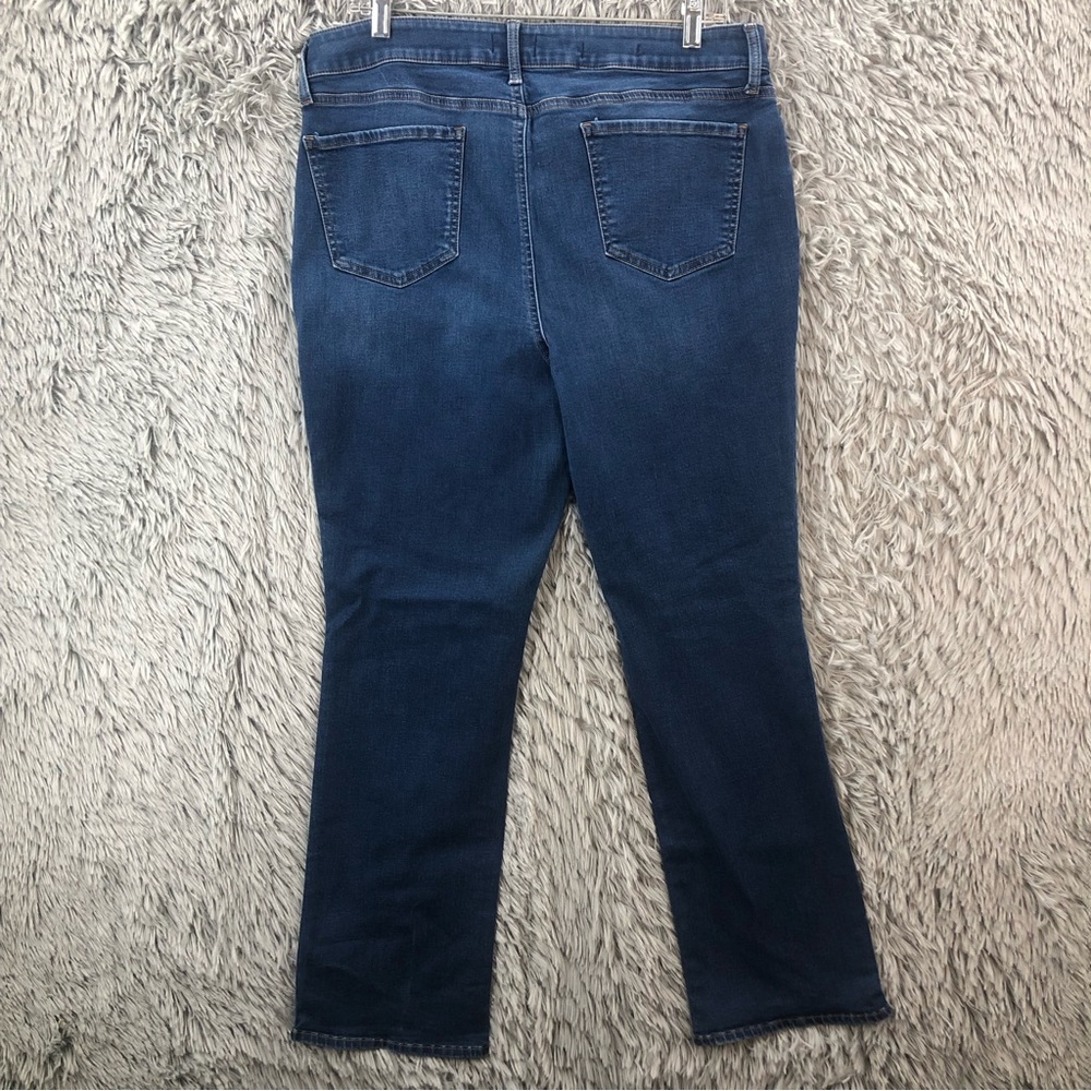 NYDJ Jeans Not Your Daughters Jeans Size 16P Double Button Marilyn Straight Leg